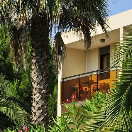 Ośrodek wypoczynkowy Les Jardins Ombrages S4 Pers Mandelieu